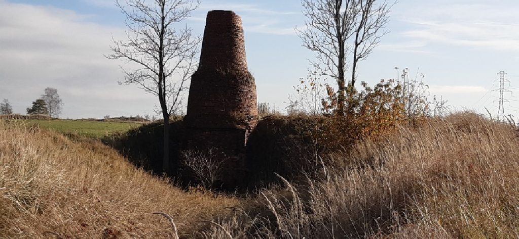 Piec do wypalania wapna – wapieniok Skibów przy ul. Plebiscytowej