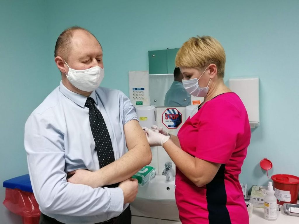 W mieście ruszyły szczepienia przeciw covid-19